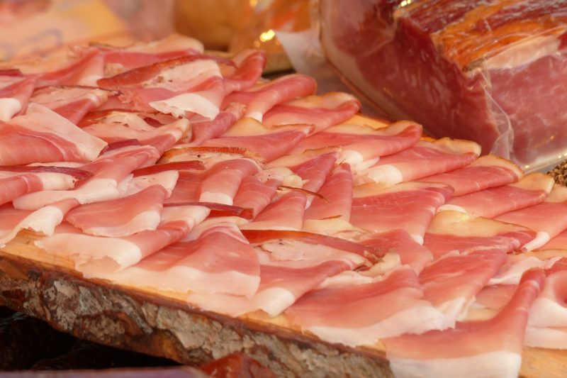 Dutch attempt to reduce salt in processed meats