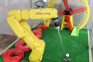 Robotic golf cell highlights capabilities