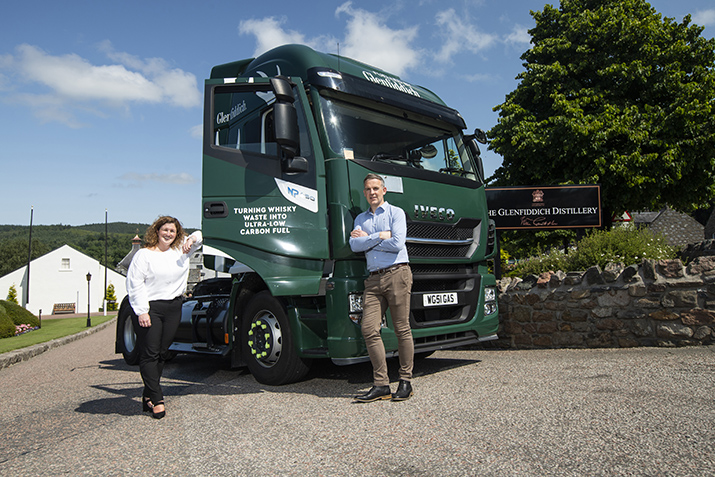 Glenfiddich fuels transport fleet with breakthrough green biogas made from whisky residues