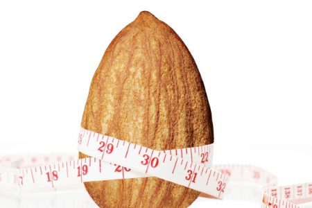 Study reveals benefits of almond snacking