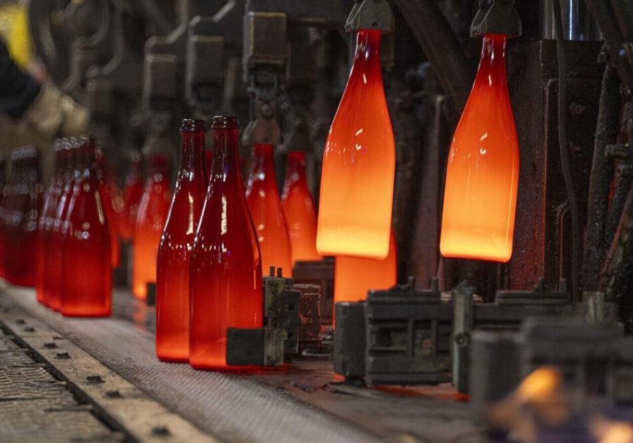 Sovereign British-made sparkling wine bottle produced by Croxsons and Encirc in distinctive amber glass