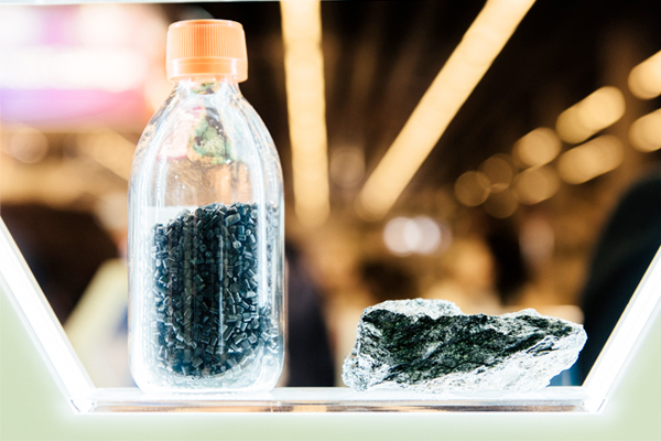 Tetra Pak explores graphene for food and beverage industry