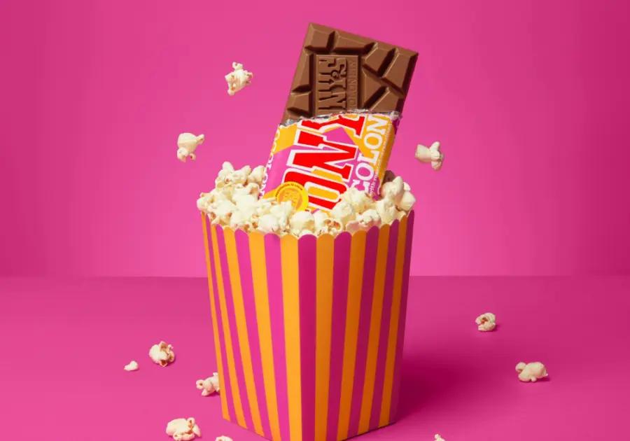 Tony’s Chocolonely Popcorn Crunch bar with roasted caramelised popcorn pieces coated in milk chocolate.